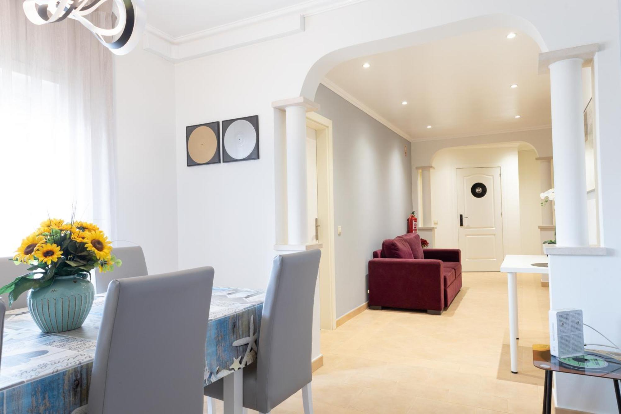 Vinyl Flat Bed & Breakfast - Rooms Lagos Exterior photo