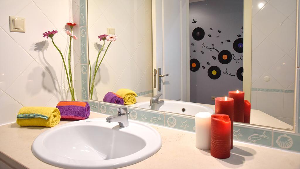 Vinyl Flat Bed & Breakfast - Rooms Lagos Exterior photo